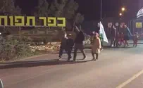 "לא ינצחו אותנו - לא באש ולא בטרור"