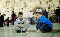 Is gambling in the spirit of Hanukkah?