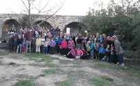הדלקת נרות בחורבות הישובים שנעקרו