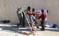 מיצג העינויים - מול ישיבת הממשלה