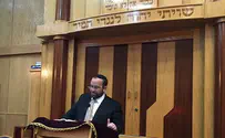 'Longest shiur' raises $250,000 help families pay for day school