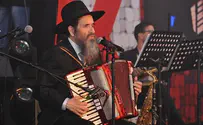 נחשף: הלחן החדש של מונה רוזנבלום