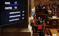 France approves post-attacks constitution changes