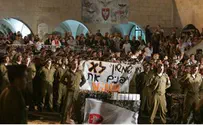 ברק: המחאה בכותל - פגעה בצה"ל