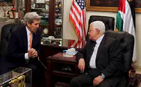 Kerry urges return to peace talks, easing of tensions