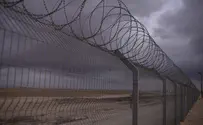 Под покровом тумана трое «перемахнули» через забор