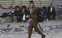Soldier attacked by stone-throwers - in the middle of Ashdod