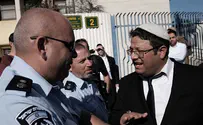 Attorney detained in Kiryat Arba - for standing near his home
