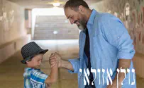 גולן אזולאי חוגג את צאת האלבום: ילדות מאושרת