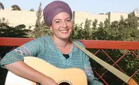 היצירה הנשית עוברת לקדמת הבמה