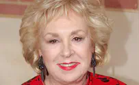Everybody Loves Raymond star Doris Roberts dies at 90