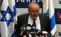 ליברמן: קורא לבנט להרגיע