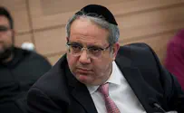 'Netanyahu thinks everyone is stupid'