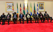 Kobi Gideon/GPO PM lands in Rwanda, visits 1994 genocide memorial center