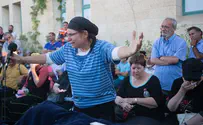 Yonatan Sindel/Flash90 Watch: Grieving mother turns tables on stunned visitors