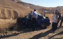 Man stabs ex, dies in collision