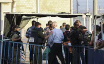 Terrorist shot during attempted stabbing at Qalandiya