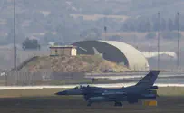 Turkish officers surround Incirlik air base