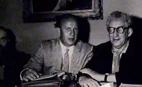 Oskar Schindler’s personal possessions sell for over $46,000