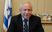Dichter fires back at Barak over criticism of U.S. aid deal