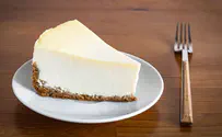 Don’t Be Distracted By The Cheesecake  