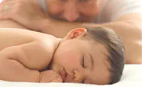 Secular father kidnaps baby minutes before circumcision