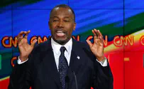 Carson accepts Trump's offer to head HUD