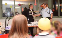 צילום: משטרת ישראל המפכ"ל ביקר במקלט לנשים דתיות