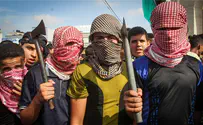 Arabs hand out candies to celebrate ramming attack