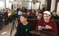 בדרך לצבא עוצרים בבית הרב קוק