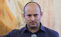 צילום: גרשון אלינסון, פלאש 90 בנט מתעמת מול מכחיש שואה