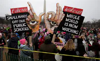 Muslim protesters entice the locals 