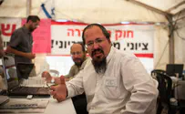Amona rabbi: Legalize Amona
