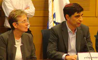 'When will the government actually treat Hamas like terrorists?'