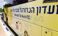 שמשות אוטובוס מכבי ת"א נופצו