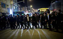 Yonatan Sindel/Flash 90 Haredim protest Shabbat construction work