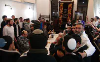 צפו: שמחת ר"ח אדר בבית הרב קוק