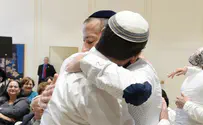 צפו: תורם כליה ומושתל נפגשים לראשונה