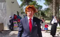 "דונאלד טראמפ" הפתיע בעוז וגאון