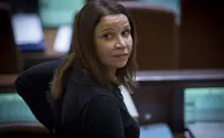 איך הופכים שקר לאמת?