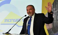 Либерман: «Прекратите покупать и читать «Гаарец»