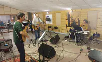 הרמוניה צורמת-ביקורת מוזיקה
