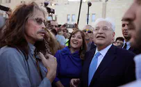 Jewish Agency invites Aerosmith frontman to apply for Aliyah