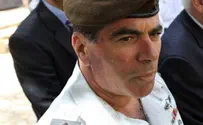 "ננשוך שפתיים ונמשיך הלאה"