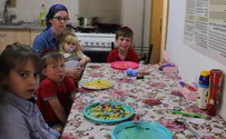 Modi'in Illit family robbed, now homeless 