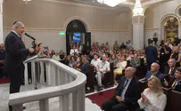 Netanyahu at Greek synagogue: Am Israel Chai