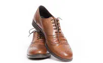Christian hit with $12,000 'Shariah fine' for not removing shoes