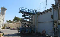 Following attacks on Rachel's Tomb, security wall revamped