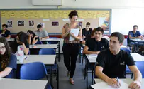 Pilot program allows Israeli students to graduate a year early