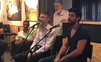 צפו: עמדי ופריד בחדר החזרות